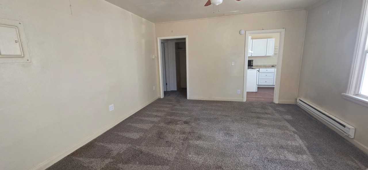 280 1st Street - Photo 4 of 9