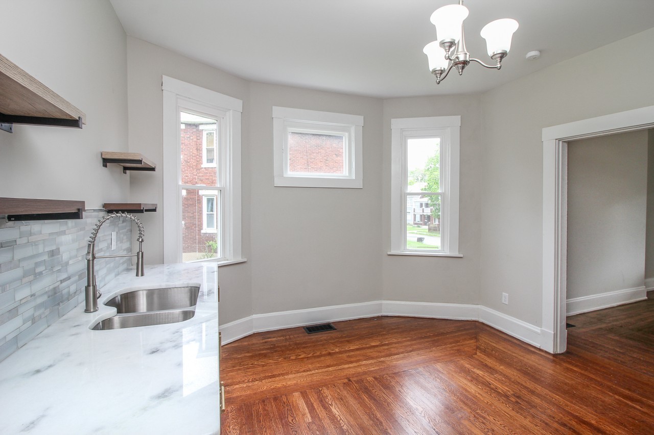 719 Purcell Avenue - Photo 3 of 9