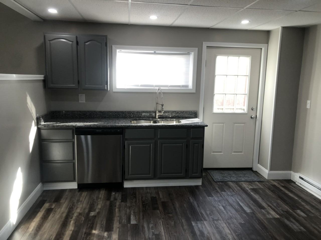 207 North Lehigh Avenue - Photo 3 of 11