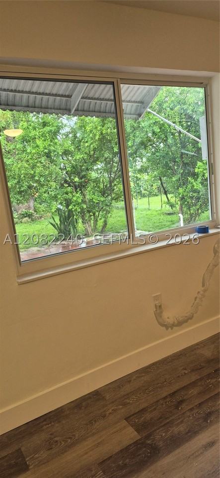 2142 Nw 27th St #2142 - Photo 4 of 10
