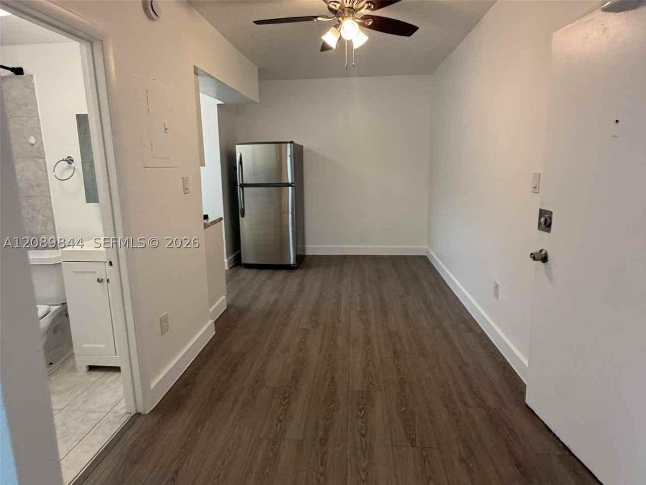 8010 Abbott Ave #5 - Photo 7 of 11
