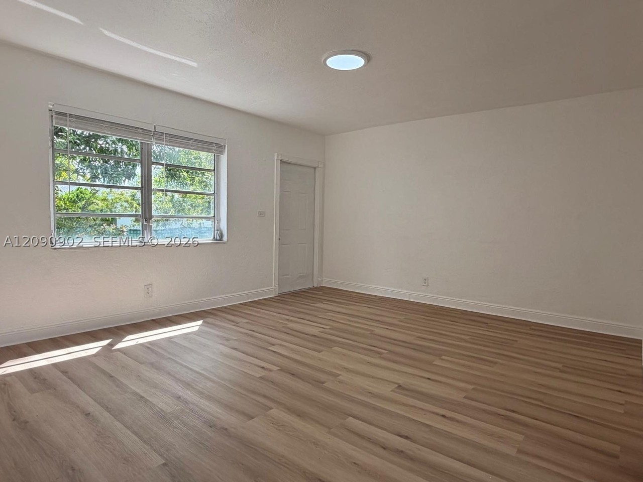 1252 Nw 58th St #1252 - Photo 3 of 13