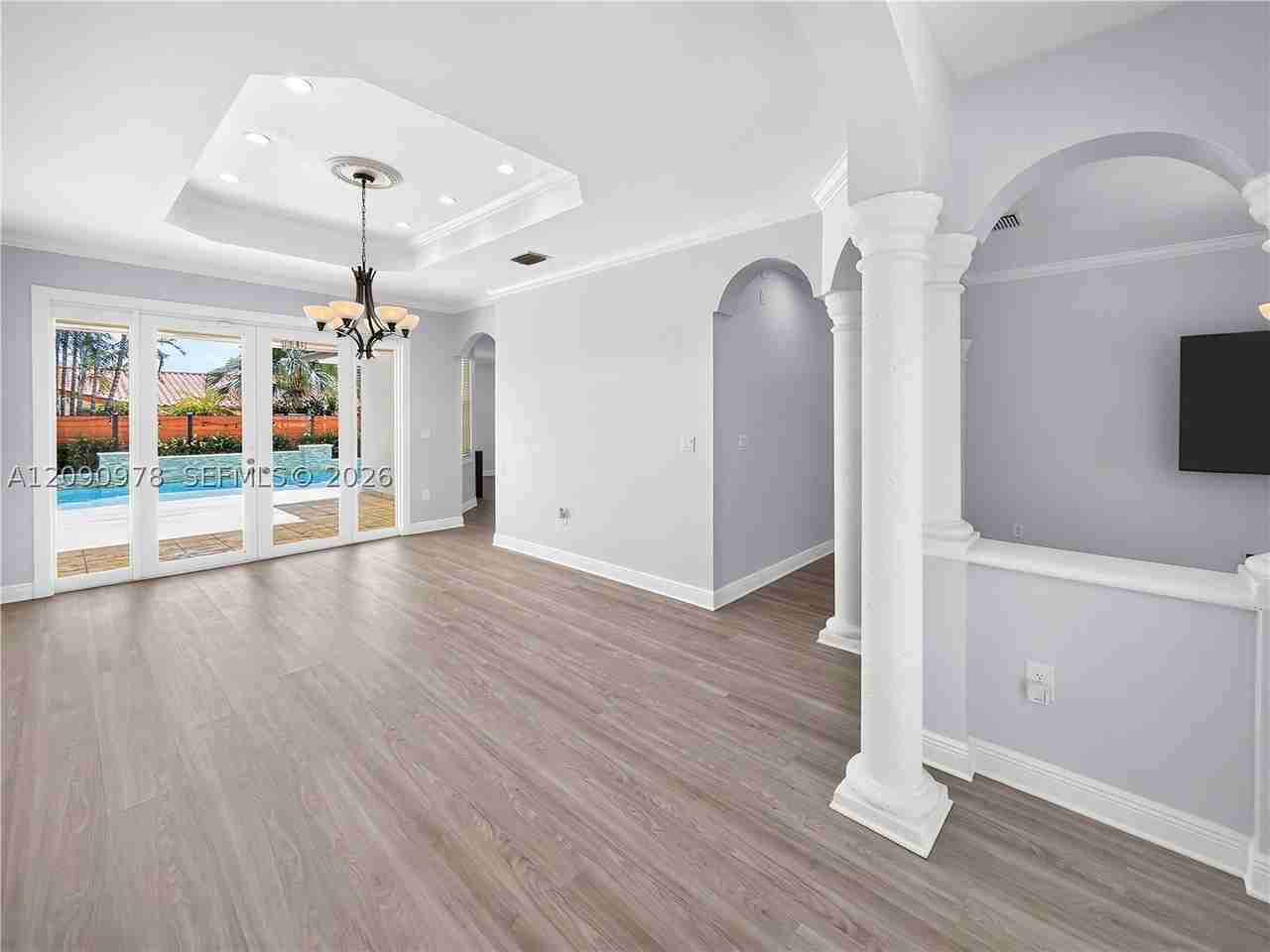 9444 Sw 78th St - Photo 5 of 33