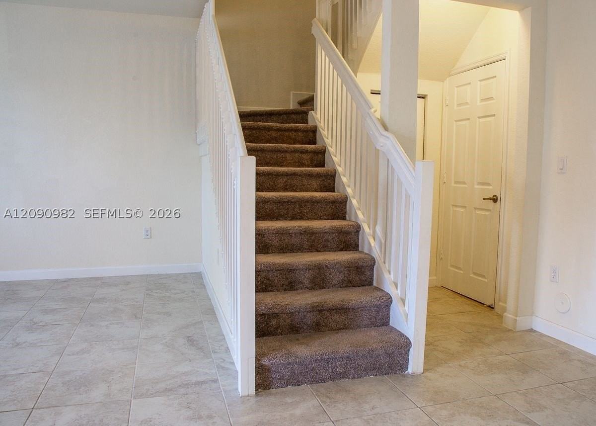 11422 Sw 248th Ln - Photo 6 of 22