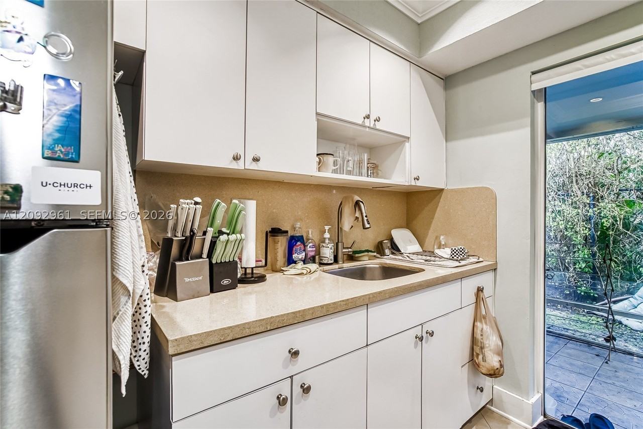 1457 Atlantic Shores Blvd #2 - Photo 3 of 37