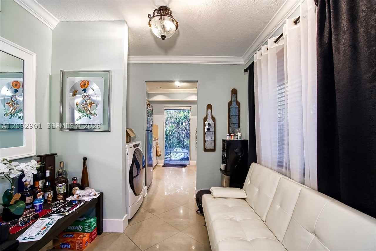 1457 Atlantic Shores Blvd #2 - Photo 7 of 37