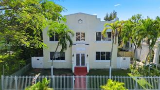 1630 Sw 10th St #4 - Photo 1 of 1
