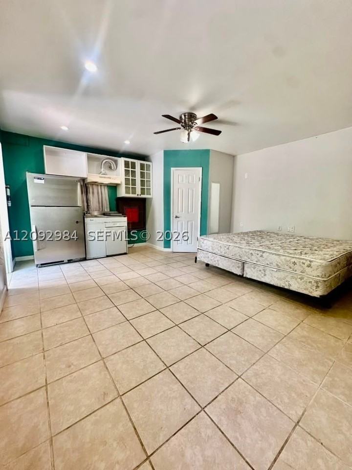 2151 N Krome Ave #1 - Photo 4 of 6