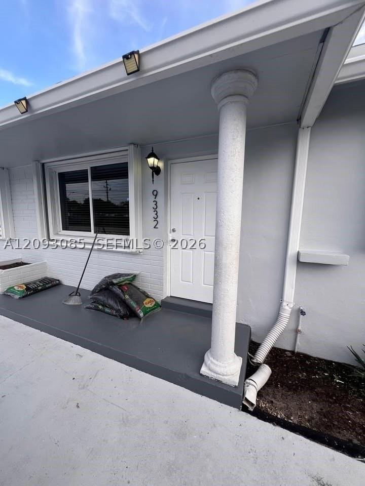 9332 Sw 40th Ter #9332 - Photo 2 of 23