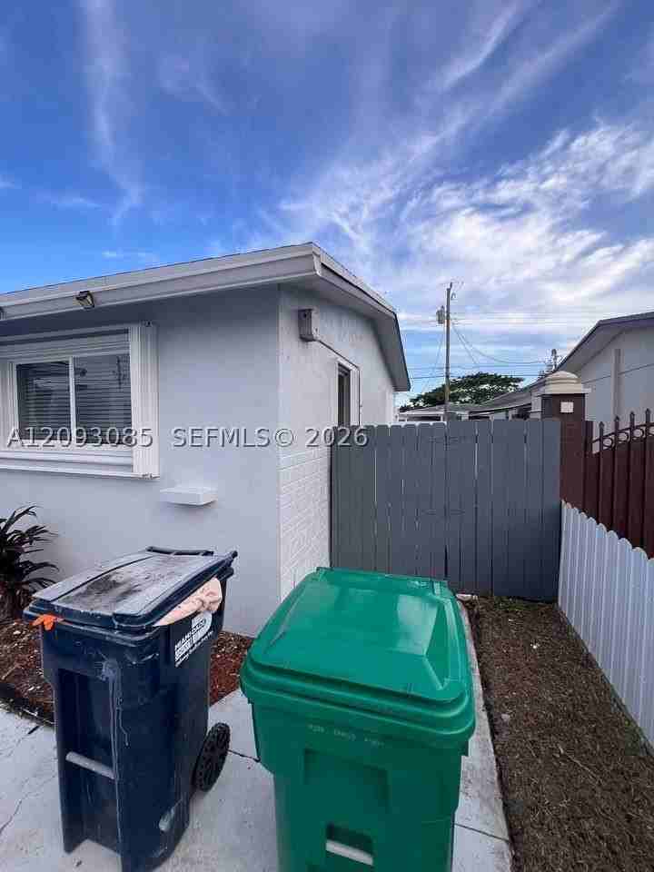 9332 Sw 40th Ter #9332 - Photo 6 of 23