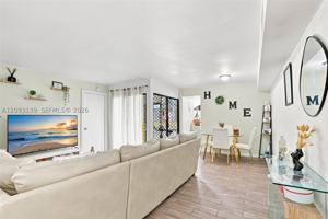 featured image of 1031 Adams Ave #1031C