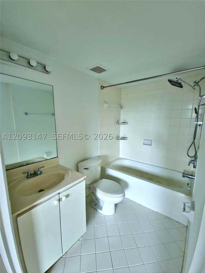 940 Ne 33rd Ter #102 - Photo 7 of 13