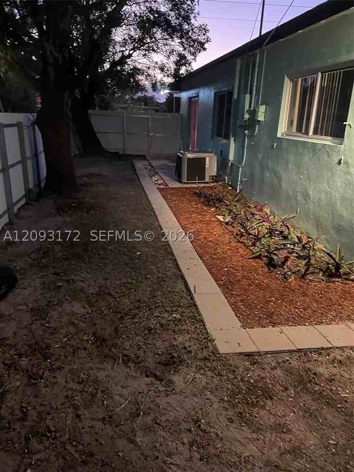 500 Nw 31st Ave #0 - Photo 3 of 46