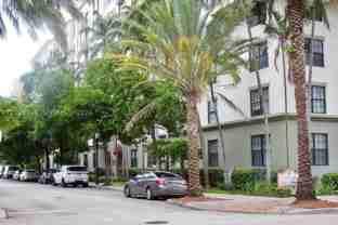 1919 Van Buren St #801 - Photo 1 of 1