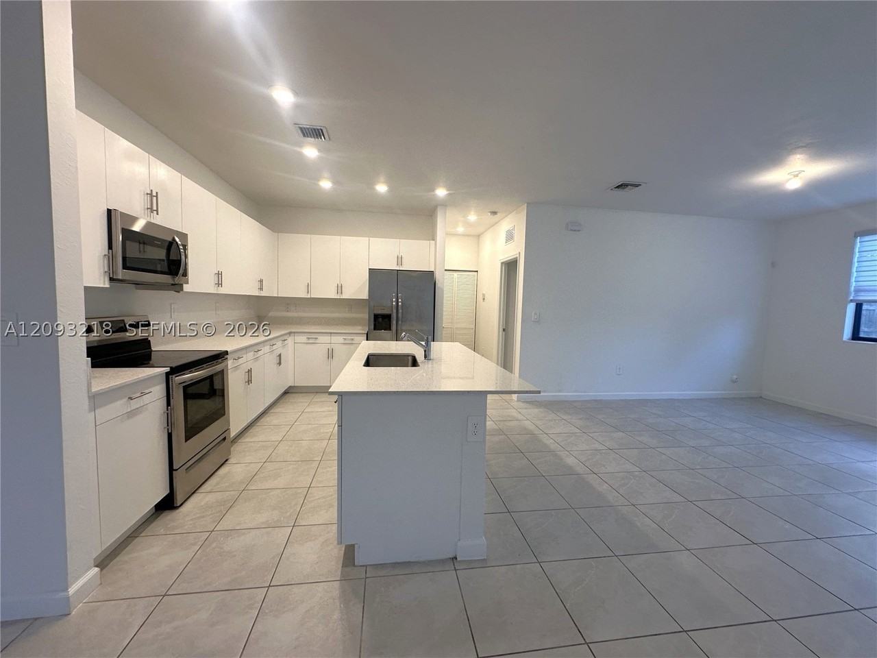 11936 Sw 240th St - Photo 3 of 22