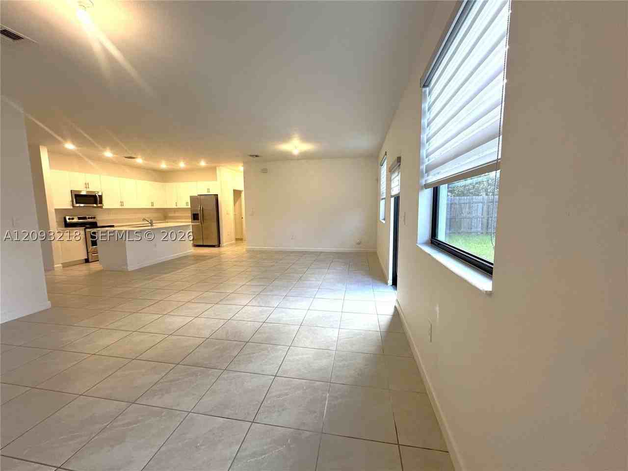 11936 Sw 240th St - Photo 6 of 22