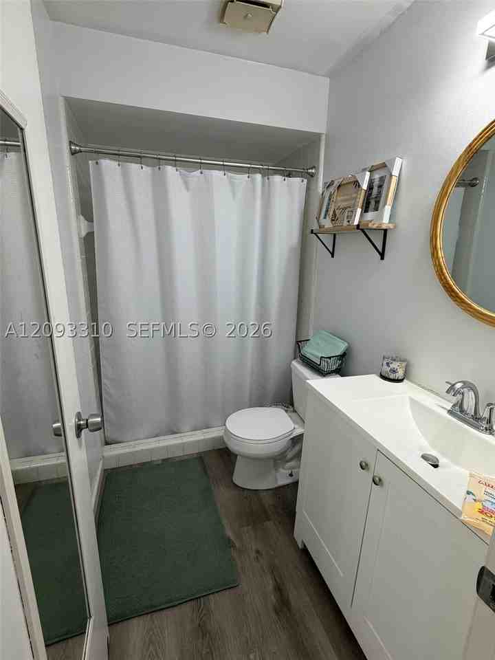 2540 Sw 14th Ct #40 - Photo 4 of 6