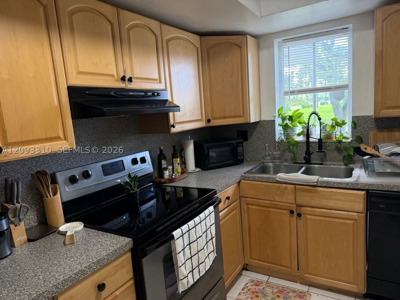 2540 Sw 14th Ct #40 - Photo 6 of 6
