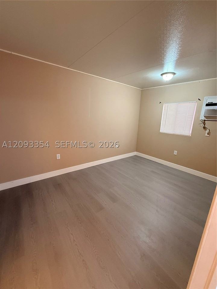 12401 W Okeechobee Rd #133 - Photo 4 of 4