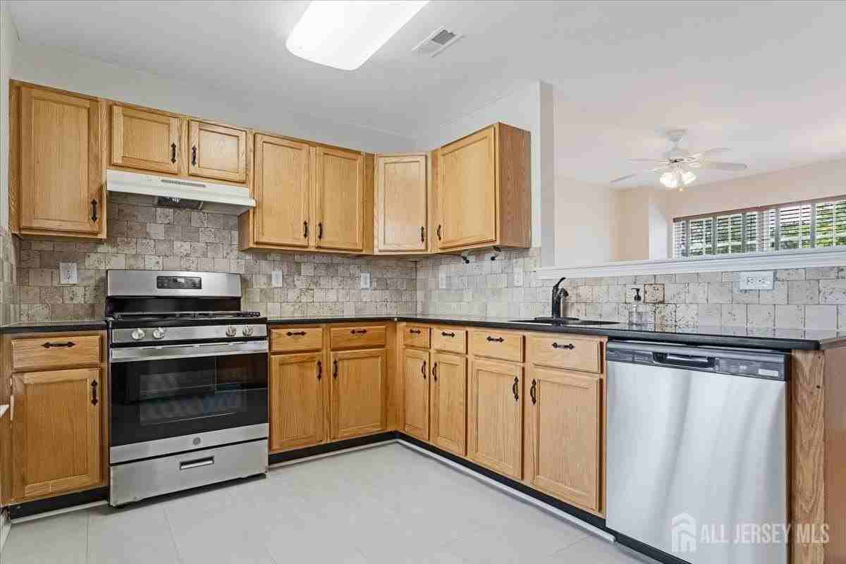 2 Puchala Dr - Photo 3 of 12