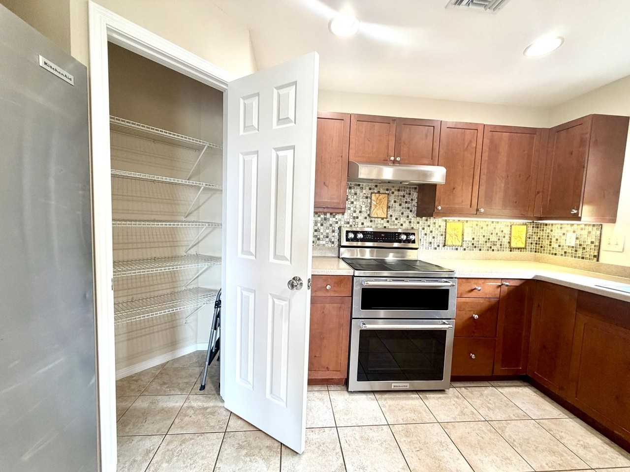 75-654 Lalii Pl - Photo 6 of 42