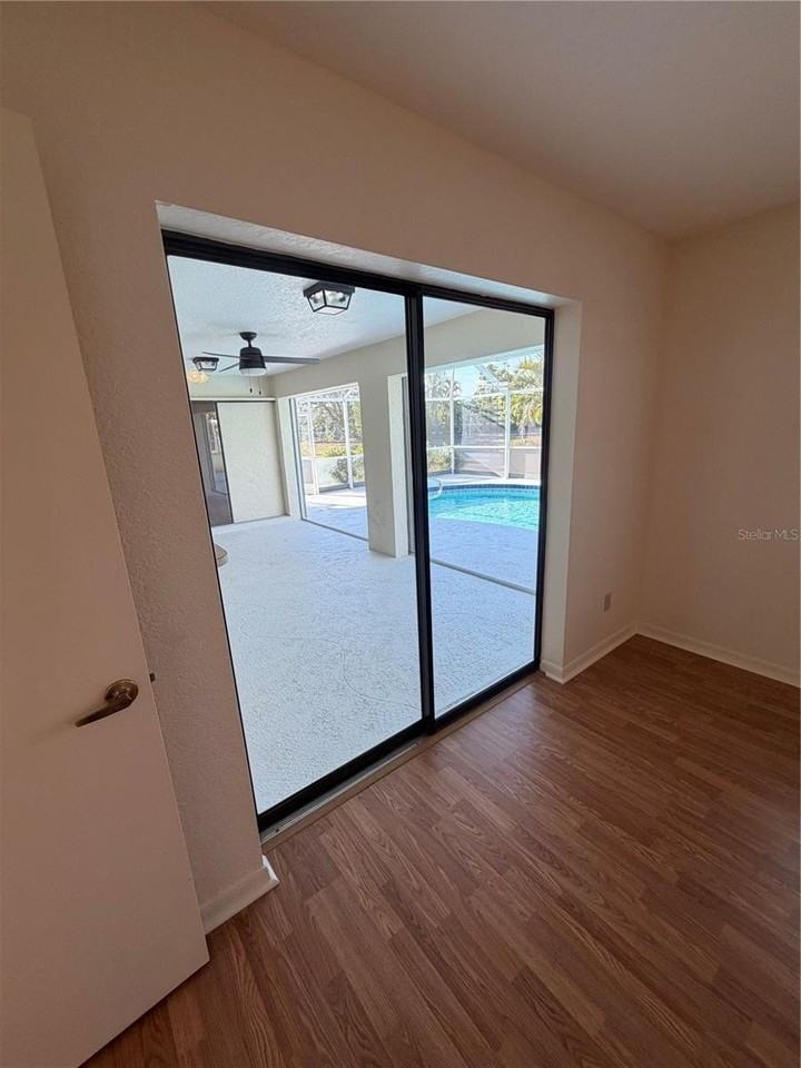 1612 Blue Lake Cir - Photo 7 of 18