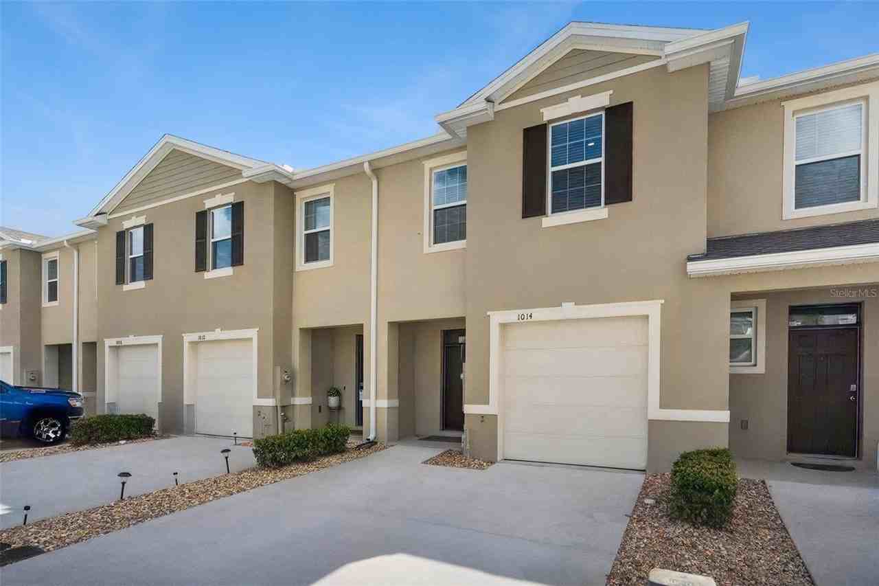 1014 Lido Dr - Photo 3 of 20