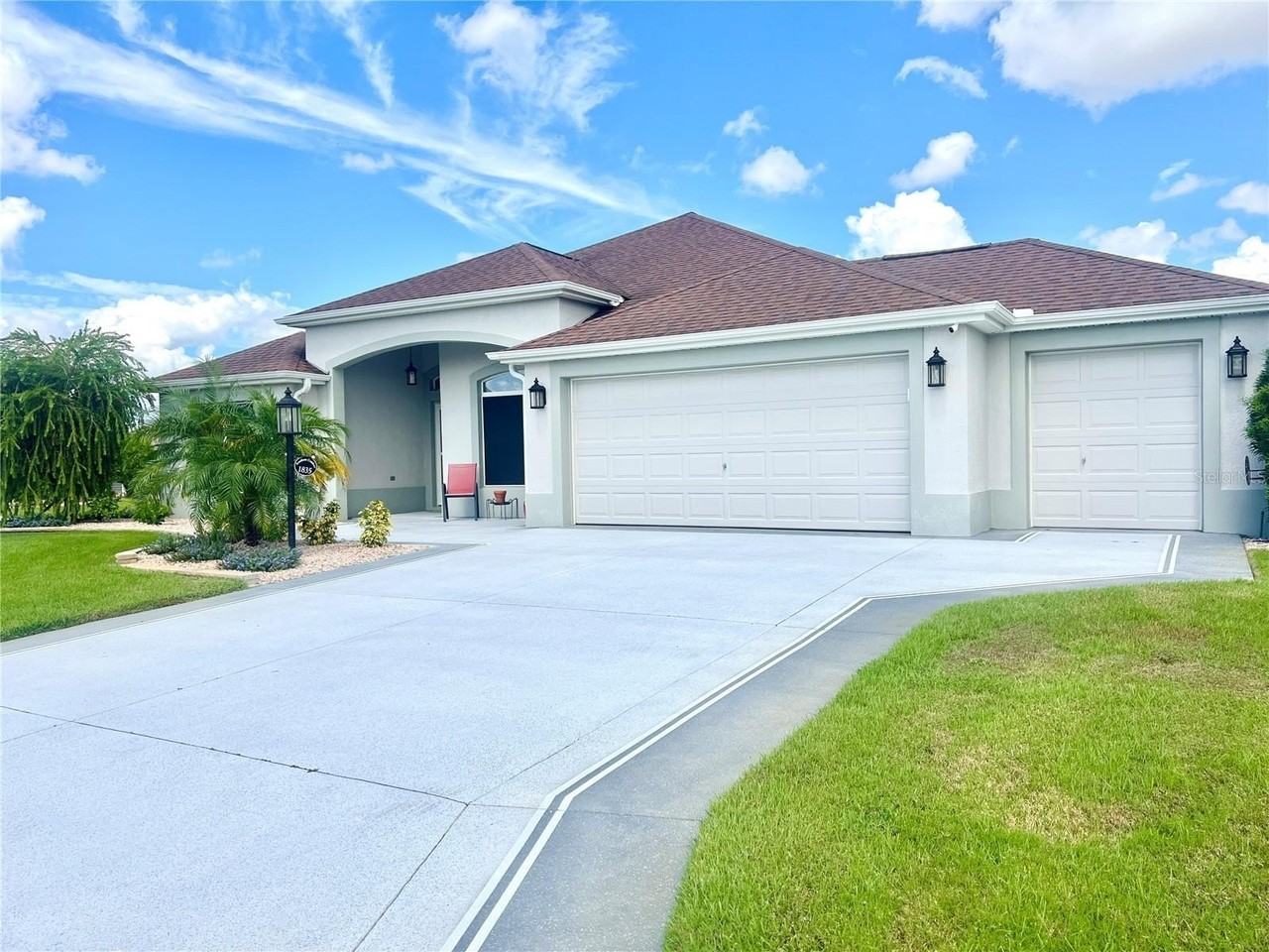 1835 Zircon Pl - Photo 3 of 50