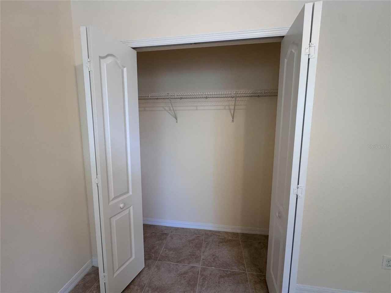 1013 Evans Loop - Photo 6 of 24