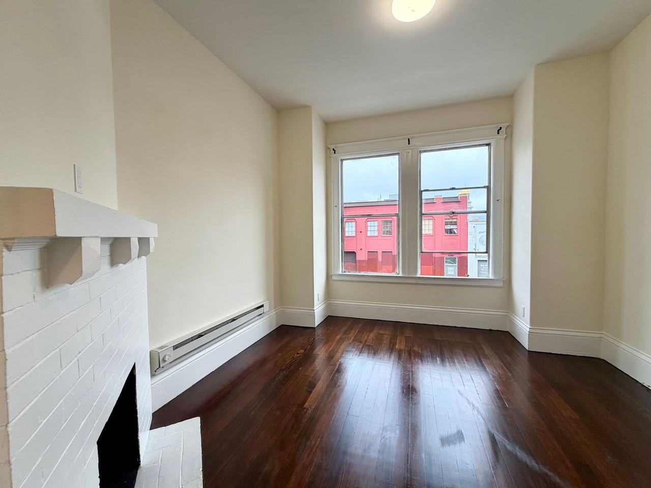 225 9th St - Photo 3 of 20