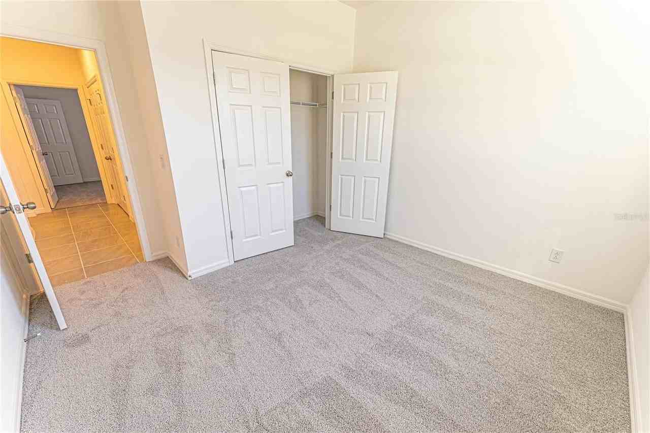 5895 Vision Rd - Photo 7 of 21
