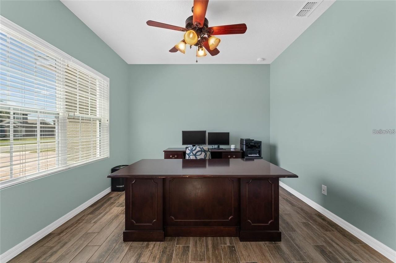 14537 San Lorenzo Dr - Photo 5 of 47