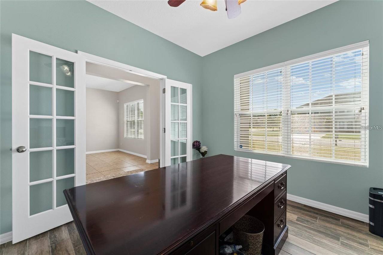14537 San Lorenzo Dr - Photo 6 of 47