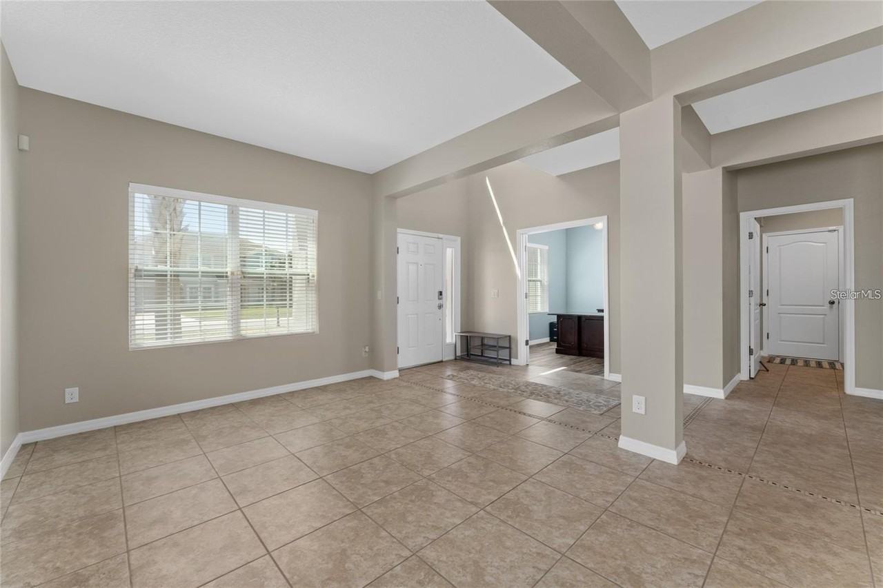 14537 San Lorenzo Dr - Photo 7 of 47
