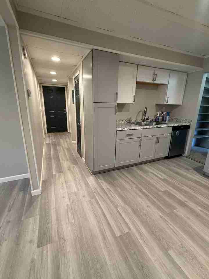 253 E 8th Ave - Photo 2 of 11