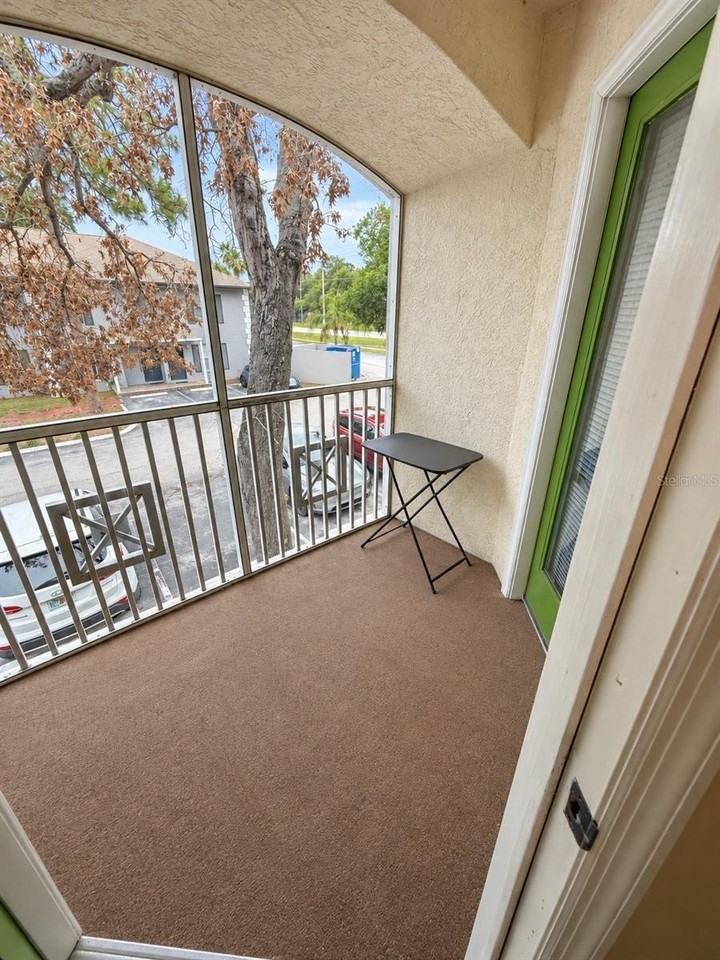 5001 Sunridge Palms Dr - Photo 6 of 18