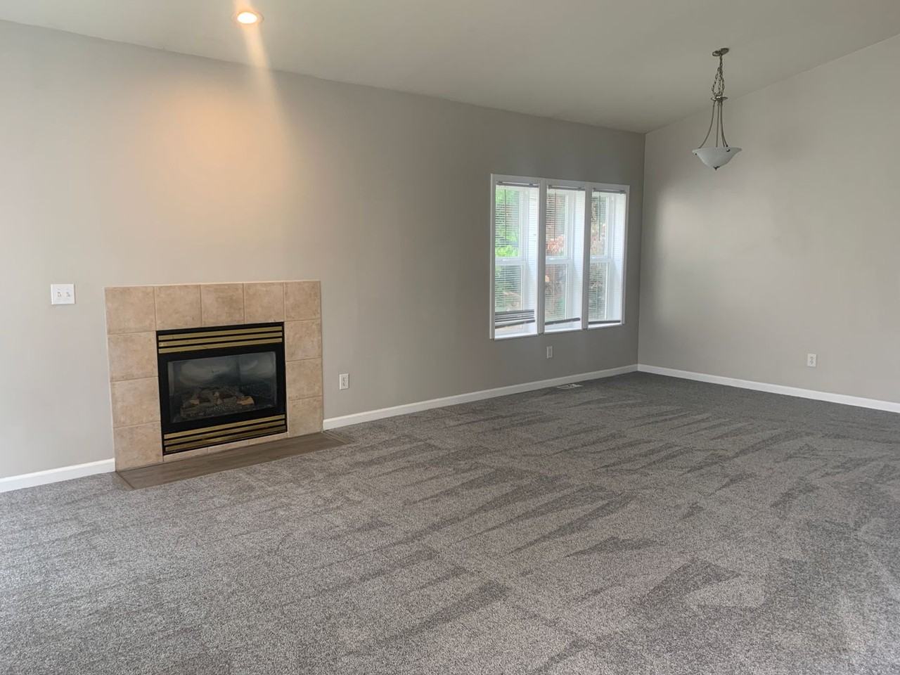 2207 S 252nd Pl - Photo 4 of 24
