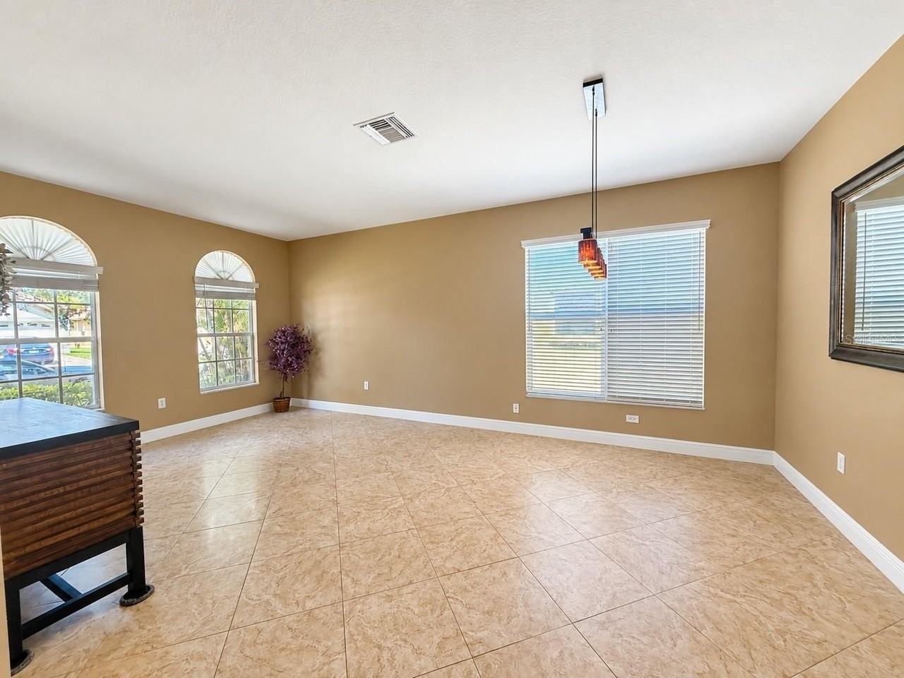 4428 Havelocke Dr - Photo 3 of 17