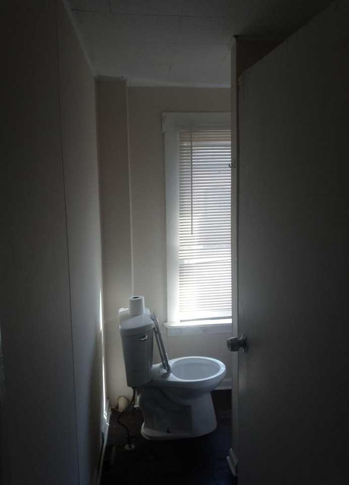 619 Lake St - Photo 5 of 8