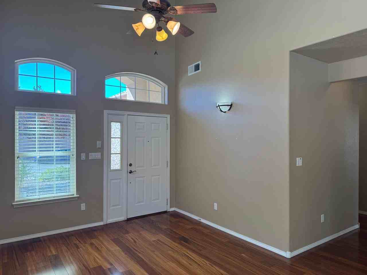 7131 Wild Olive Ave Ne - Photo 5 of 39