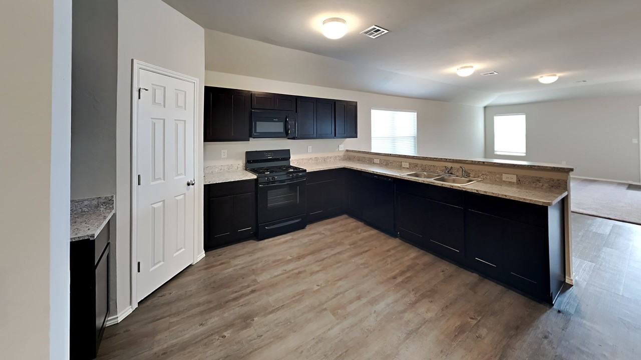 9905 Rattlesnake Ln - Photo 6 of 18