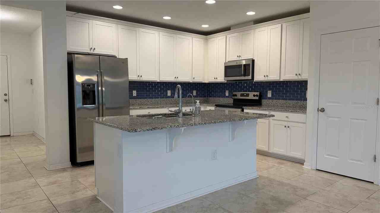 12218 Gothic Rd - Photo 4 of 22