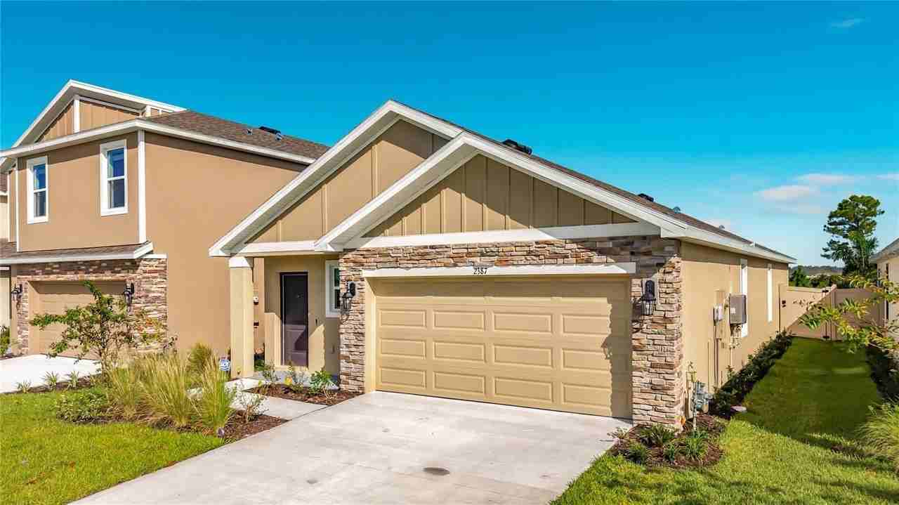 2387 Bender Dr - Photo 3 of 50