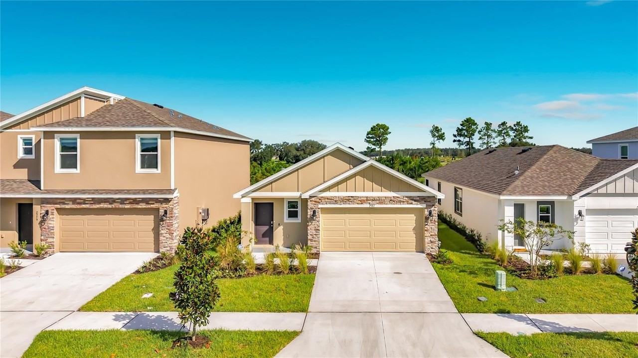 2387 Bender Dr - Photo 4 of 50