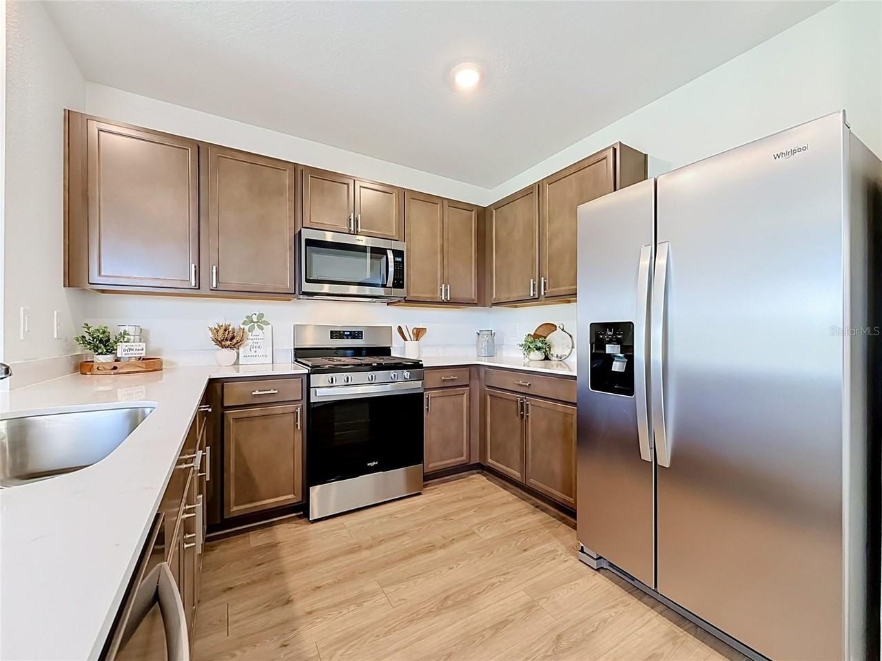 2387 Bender Dr - Photo 6 of 50