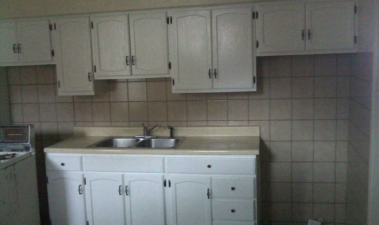 724 11th Ave - Photo 3 of 8
