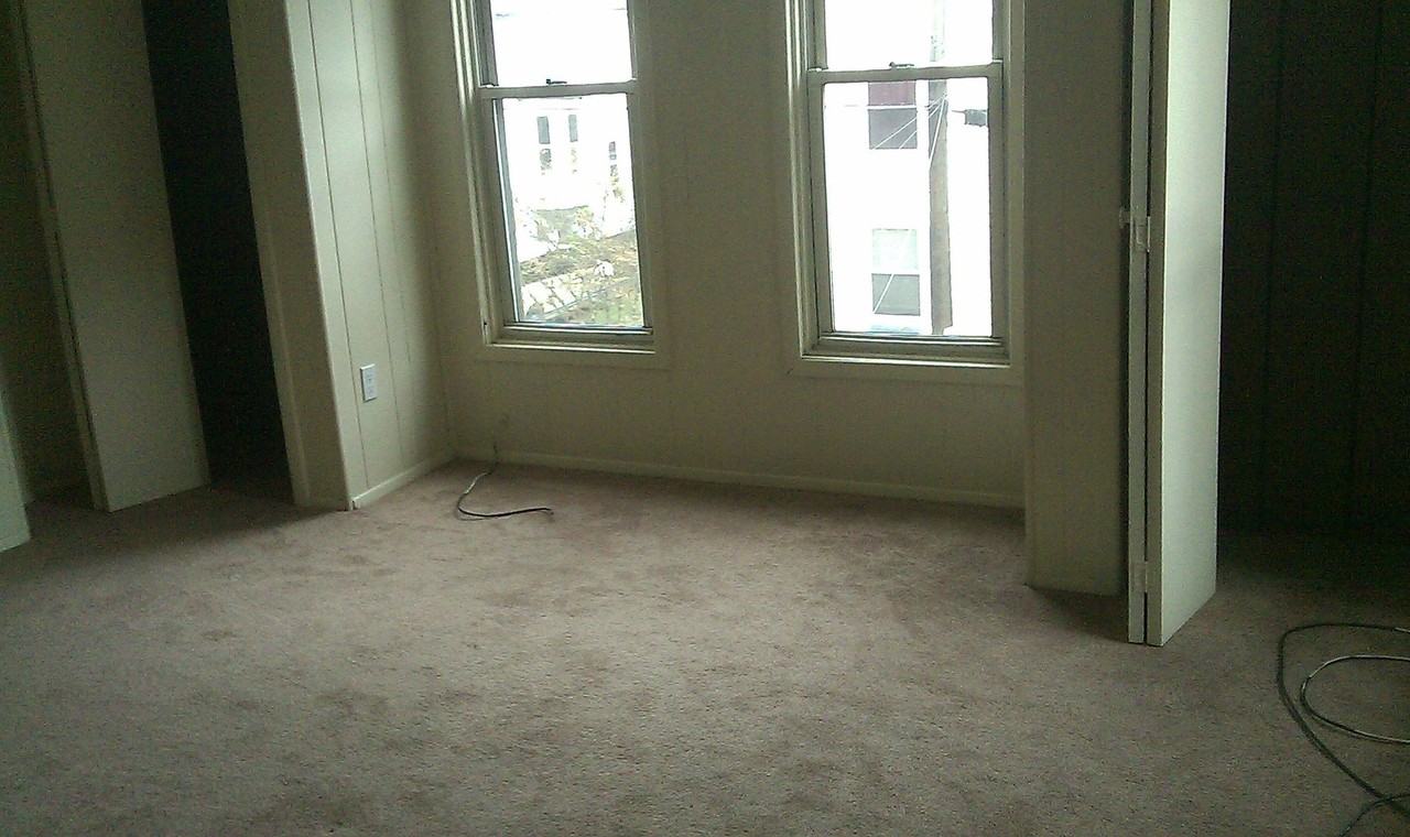 724 11th Ave - Photo 5 of 8