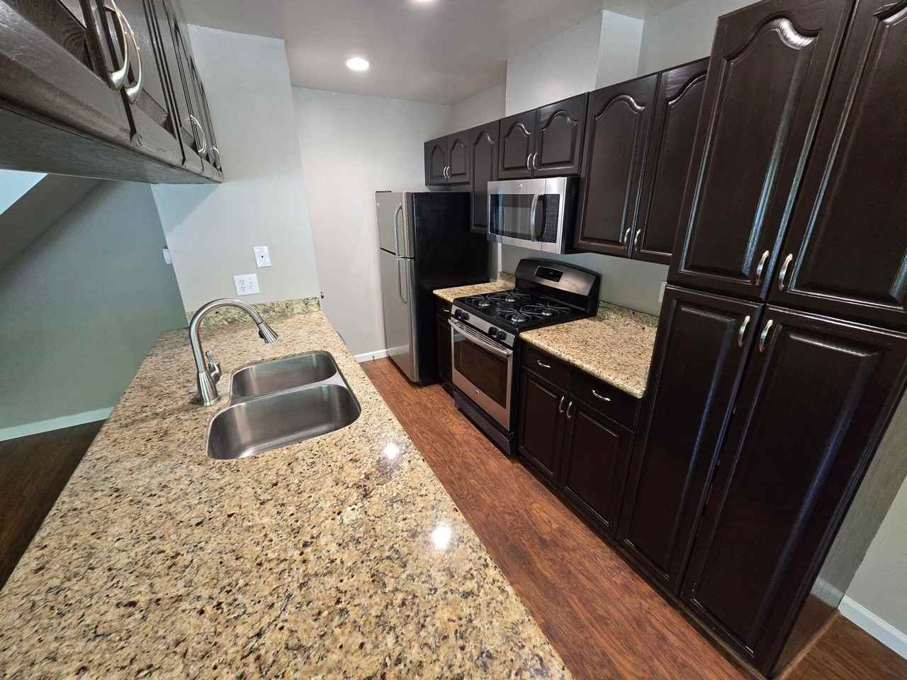 2288 Segundo Ct #2 - Photo 4 of 14