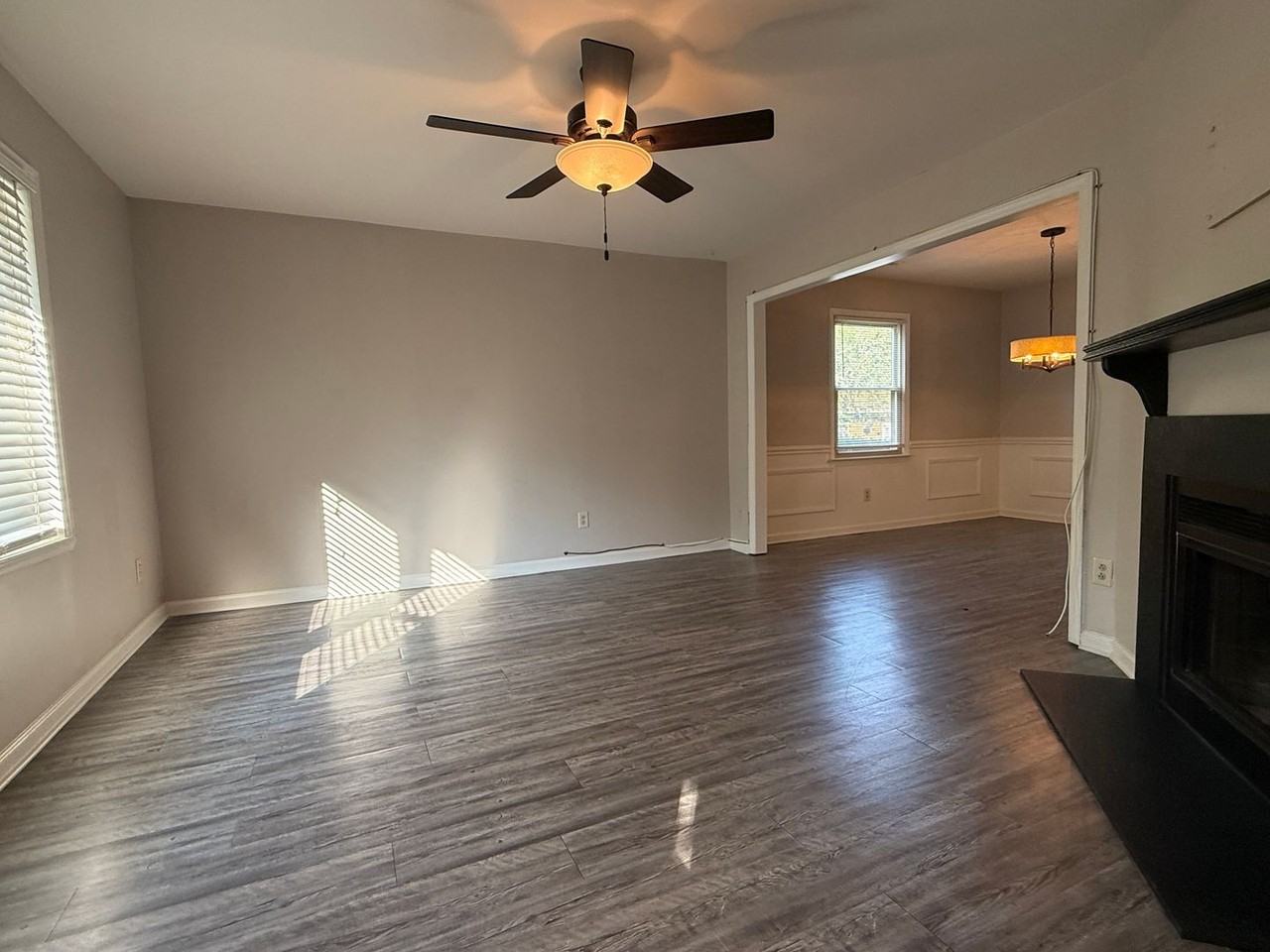 8317 Summerglen Cir #102 - Photo 3 of 33