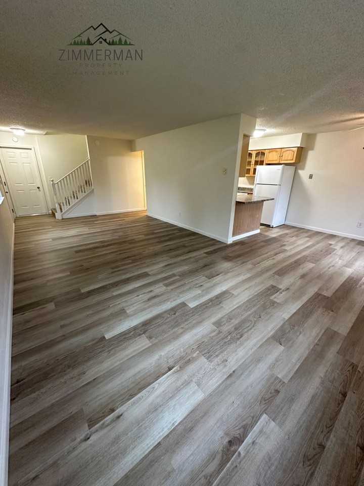 2727 Gateway St #25 - Photo 3 of 18